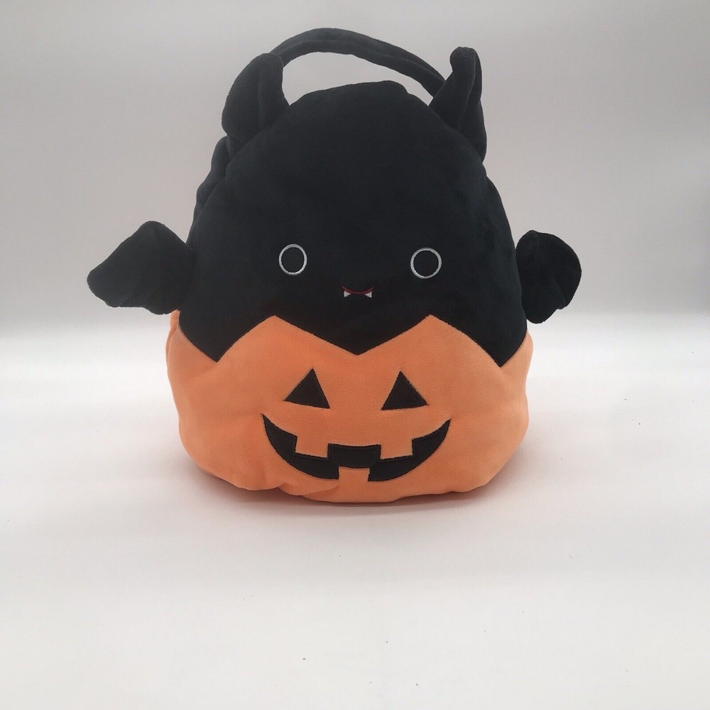 Squishmallows Emily the Bat in Pumpkin 12 Plush‎ Halloween Candy Treat Bag